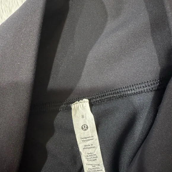 Lululemon Wunder Train High Rise Short 4” - Picture 3 of 6